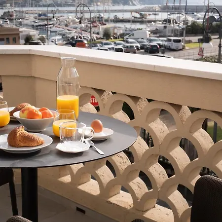 Apartament Pr Santa *