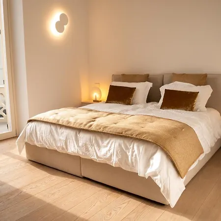 Apartament Pr Santa *
