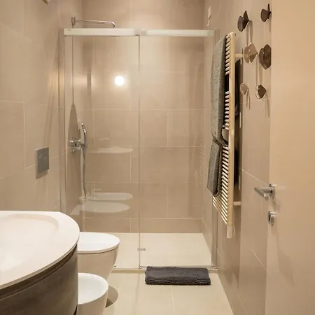 Pr Santa Apartament Rapallo